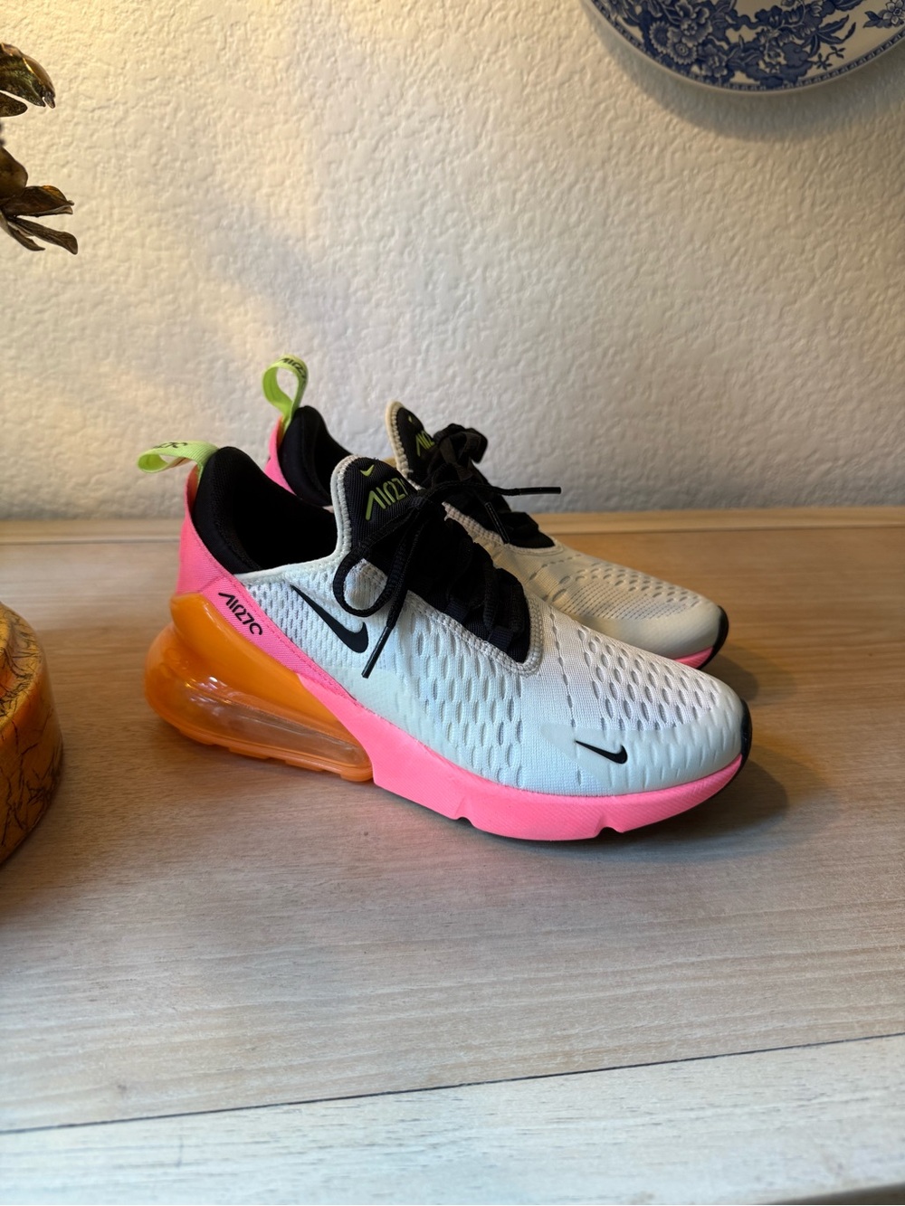 Nike Air Max 270 Summit White Sunset Orange Pulse Pink Sneakers